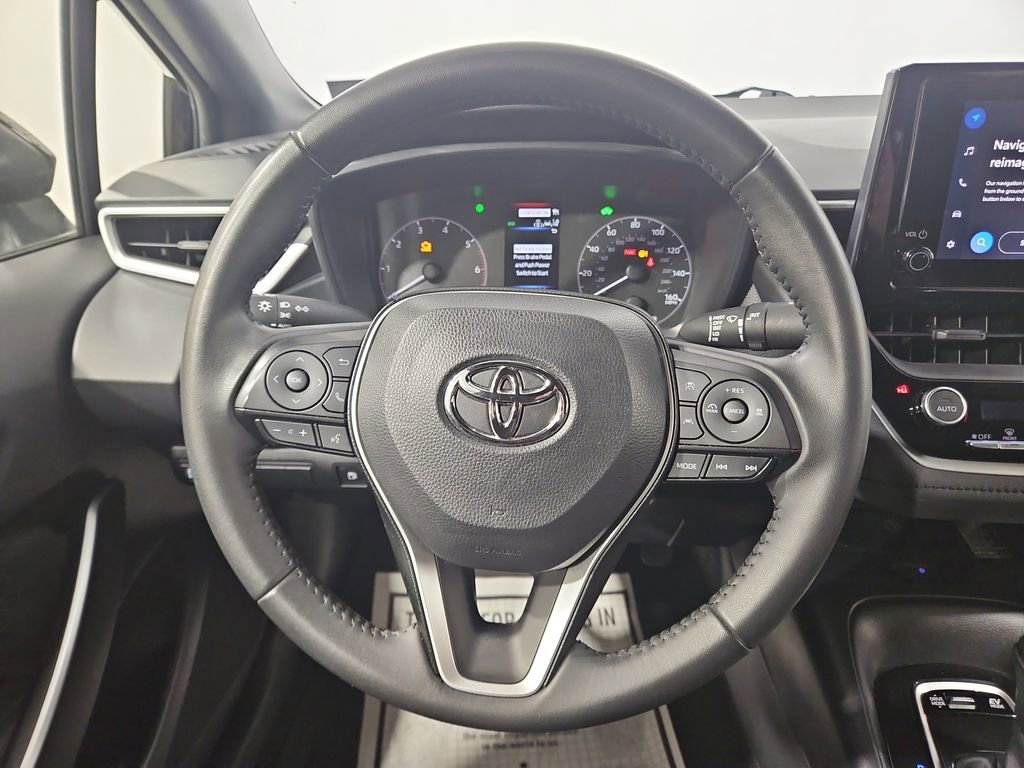 Used 2024 Toyota Corolla SE w/ SE Package image 15