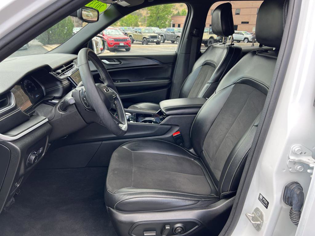 Certified 2023 Jeep Grand Cherokee Altitude image 20