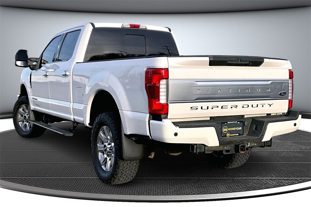 Used 2018 Ford F250 Platinum w/ Platinum Ultimate Package image 4