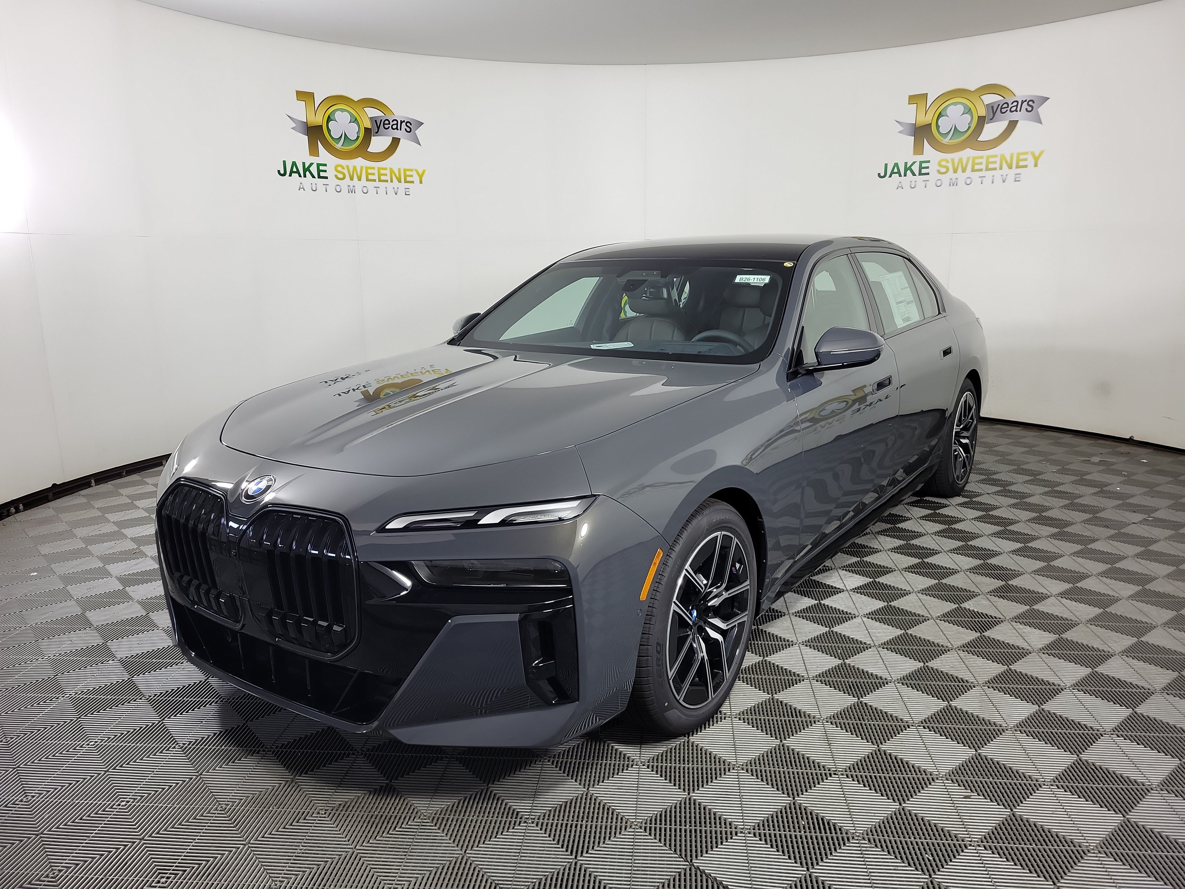 New 2026 BMW 740i xDrive AWD/4WD image 3