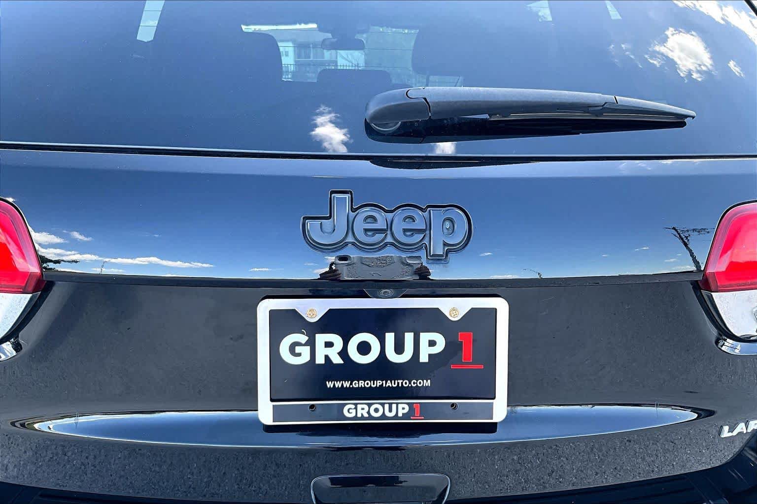 Used 2018 Jeep Grand Cherokee Laredo RWD image 31