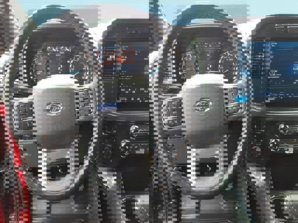 Certified 2022 Ford F150 XLT w/ Equipment Group 302A High image 22