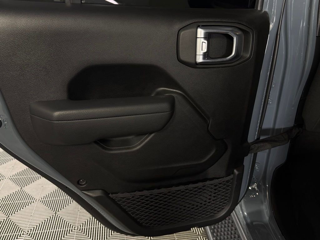 Used 2025 Jeep Wrangler Sport image 25