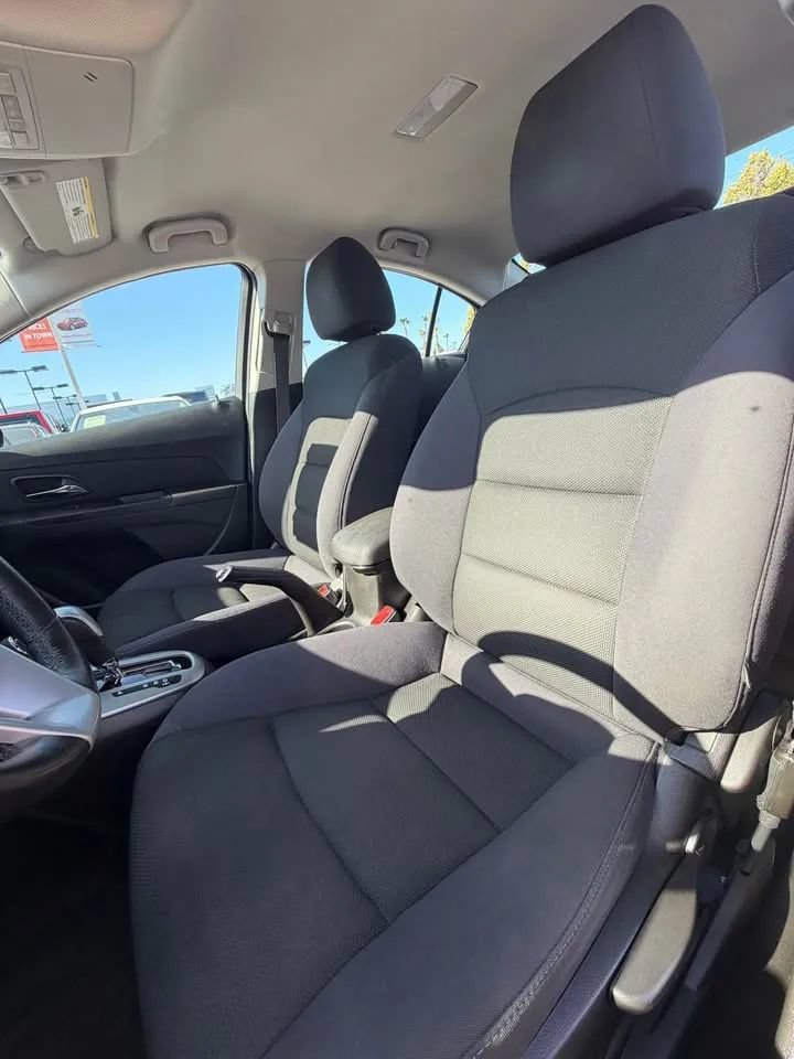 Used 2014 Chevrolet Cruze LT FWD image 7