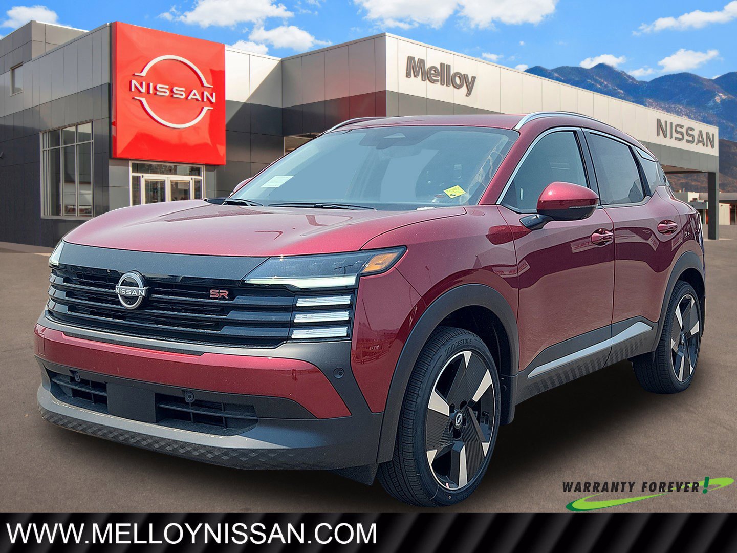 New 2025 Nissan Kicks SR w/ Interior Electronics Package