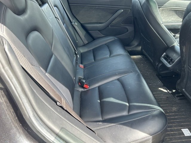 Used 2018 Tesla Model 3 image 6
