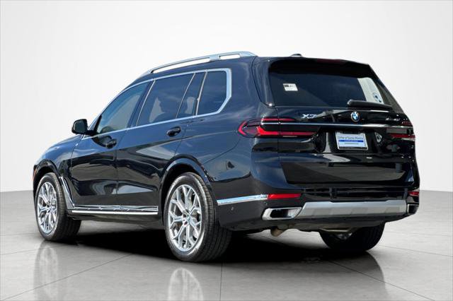 Used 2025 BMW X7 xDrive40i image 3