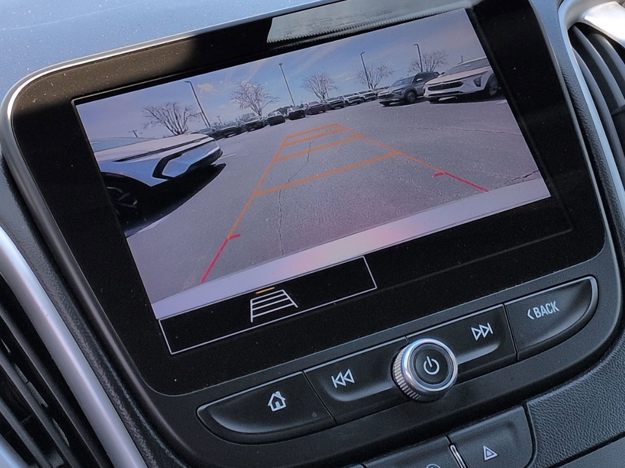 Used 2024 Chevrolet Malibu LT image 24