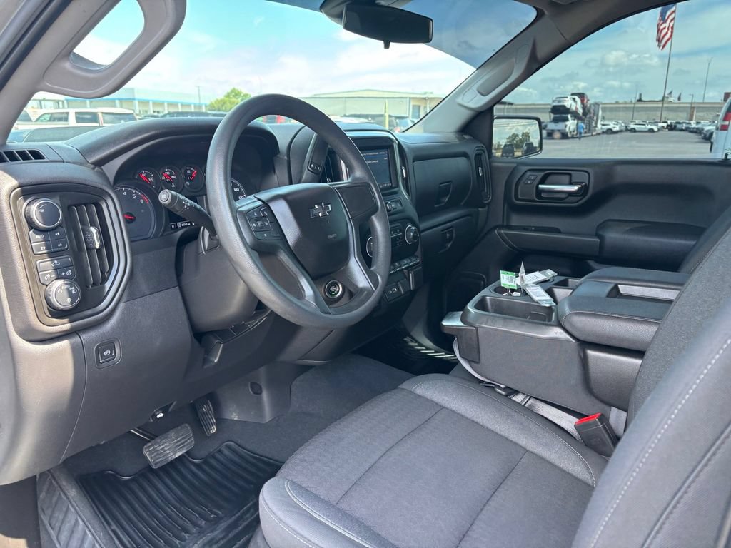 Certified 2023 Chevrolet Silverado 1500 Custom Trail Boss w/ LPO, Dark Essentials Package AWD/4WD image 8
