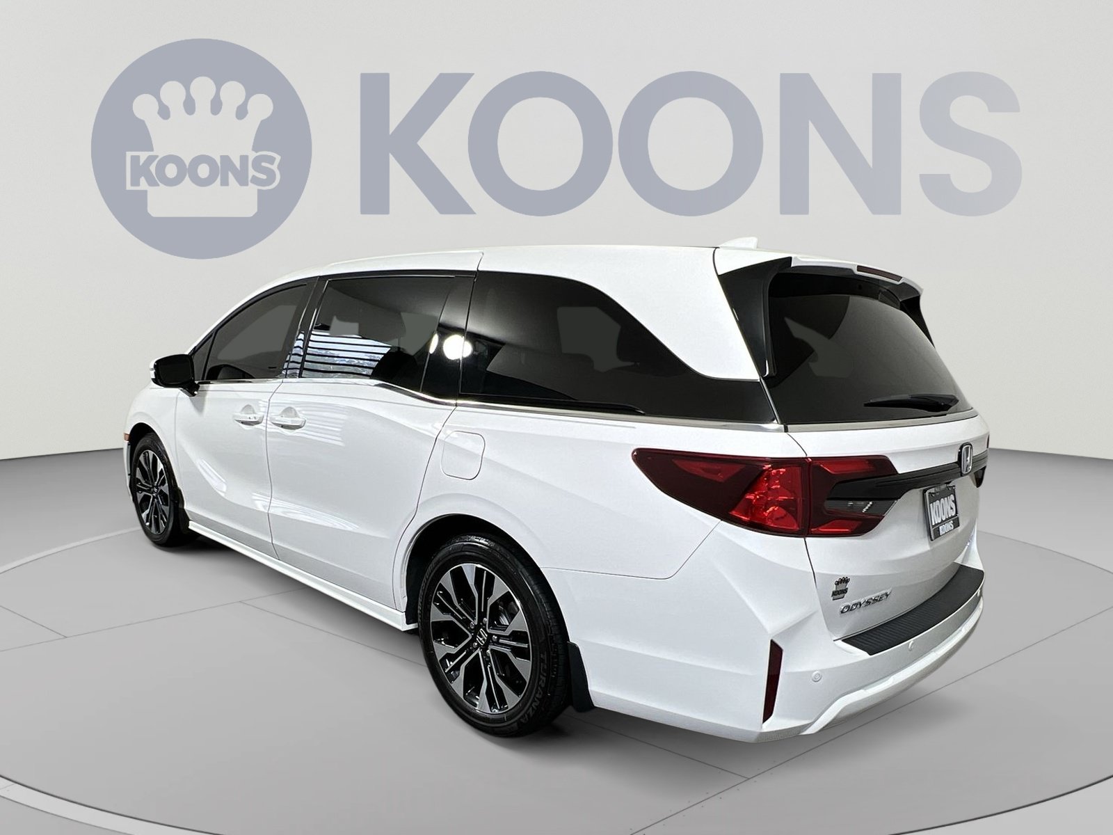 Used 2025 Honda Odyssey Elite image 8
