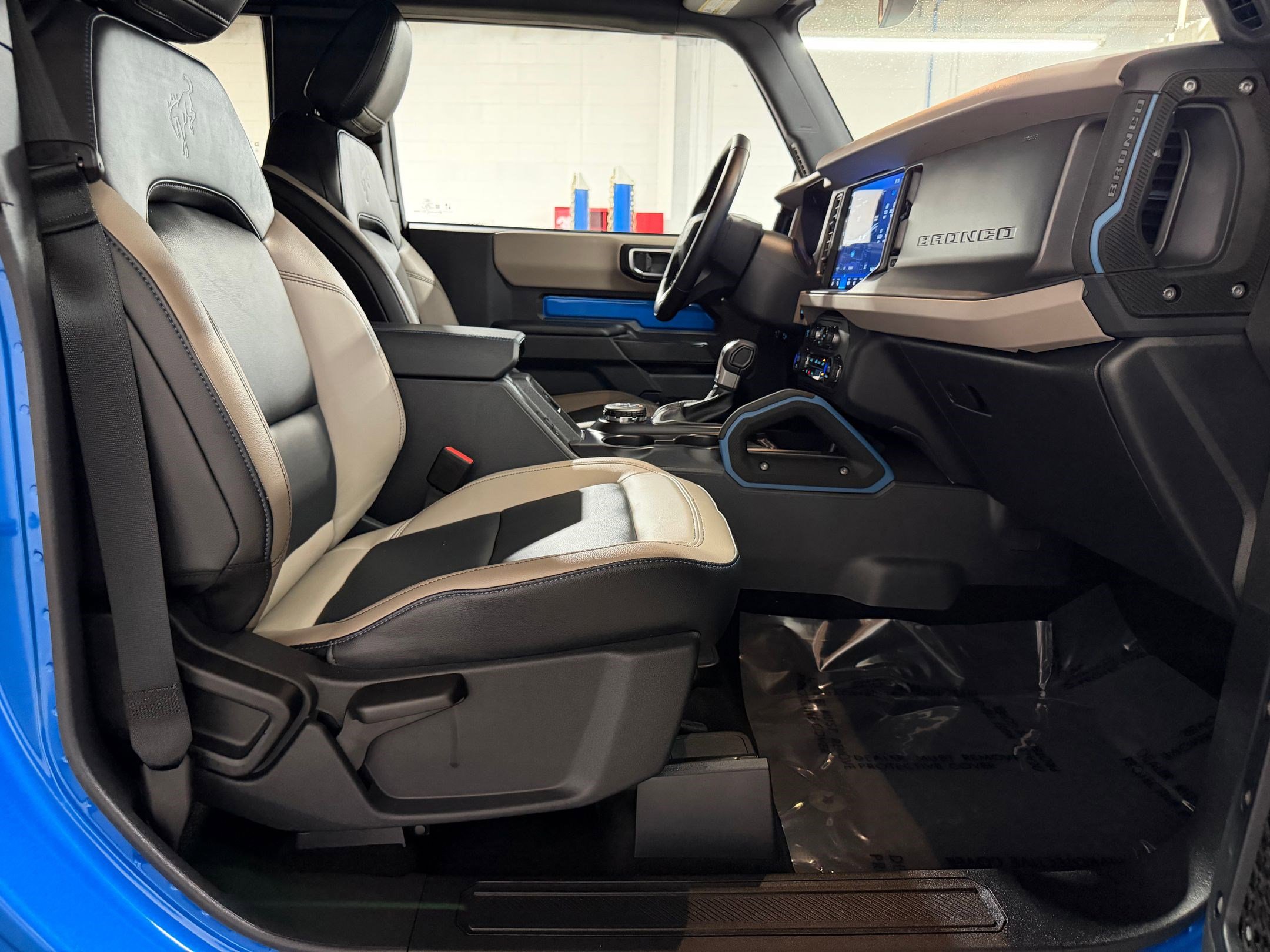 Used 2024 Ford Bronco Wildtrak image 43