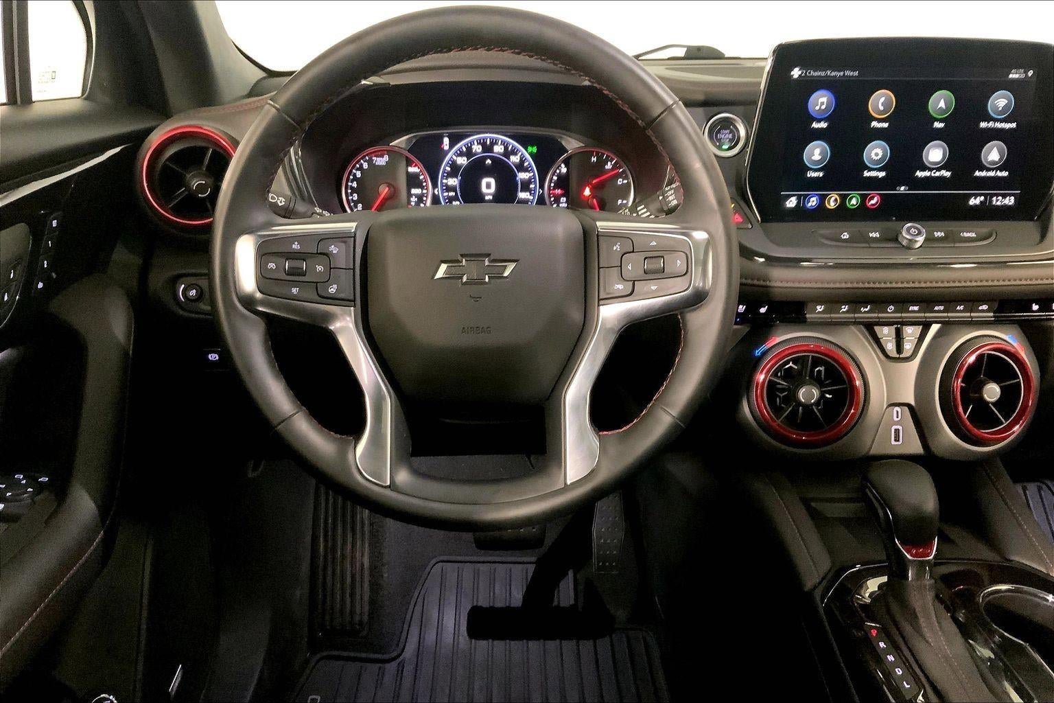 Used 2025 Chevrolet Blazer RS w/ Enhanced Convenience Package AWD/4WD image 5