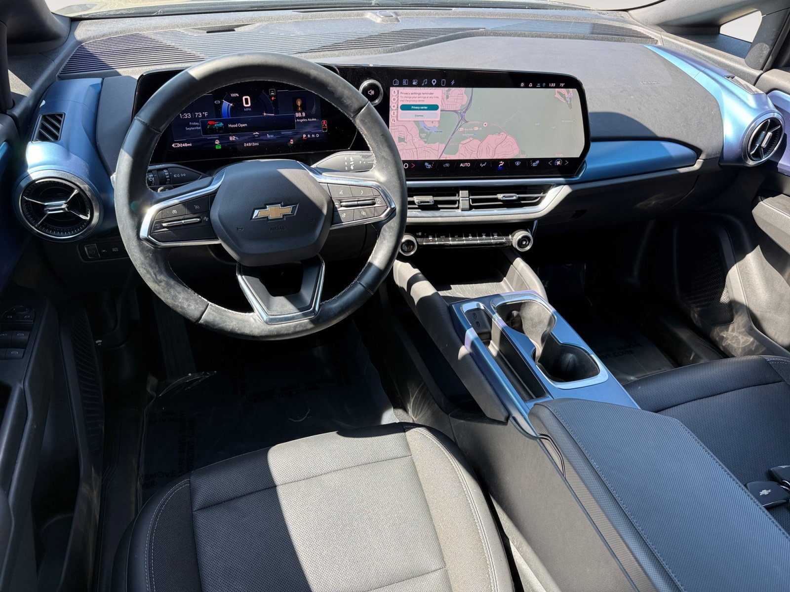 Used 2024 Chevrolet Equinox EV LT AWD/4WD image 15