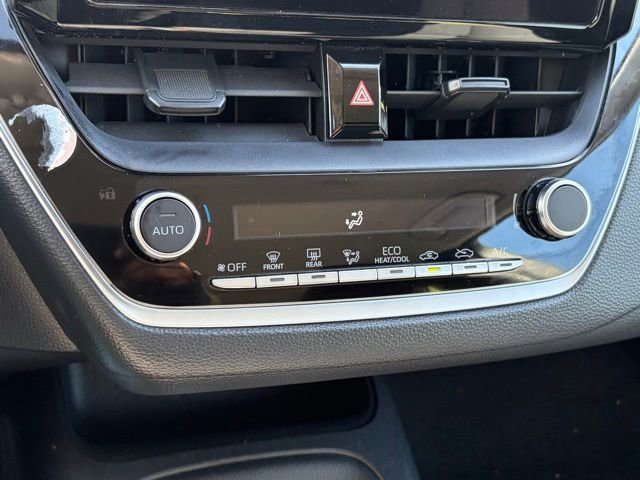 Used 2023 Toyota Corolla LE FWD image 20
