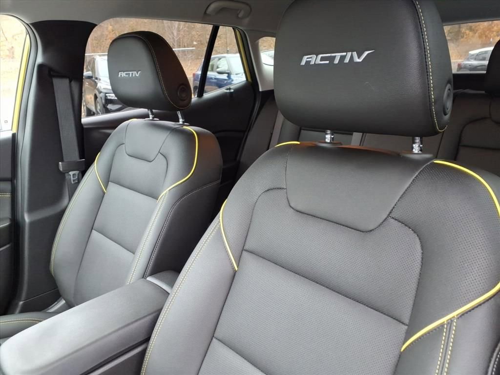 Certified 2024 Chevrolet Trax ACTIV w/ Driver Confidence Package image 12