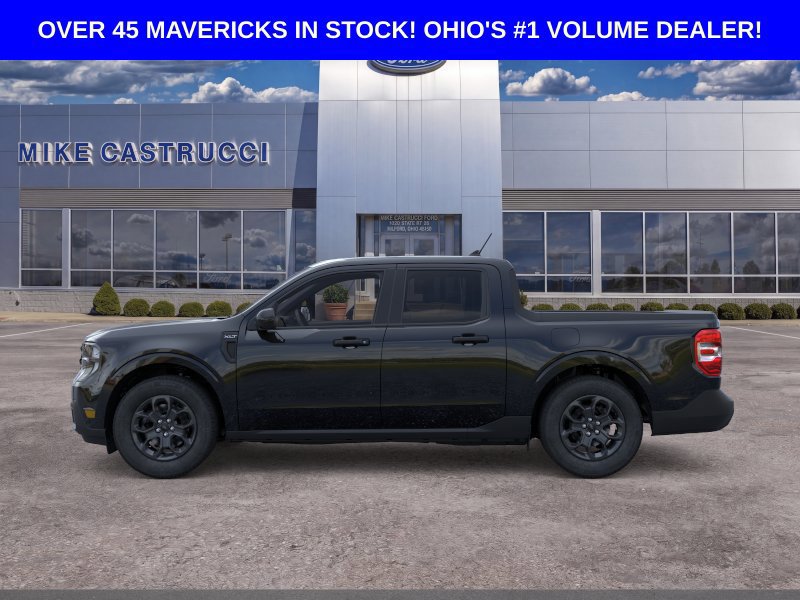 New 2026 Ford Maverick XLT w/ XLT Luxury Package FWD image 3