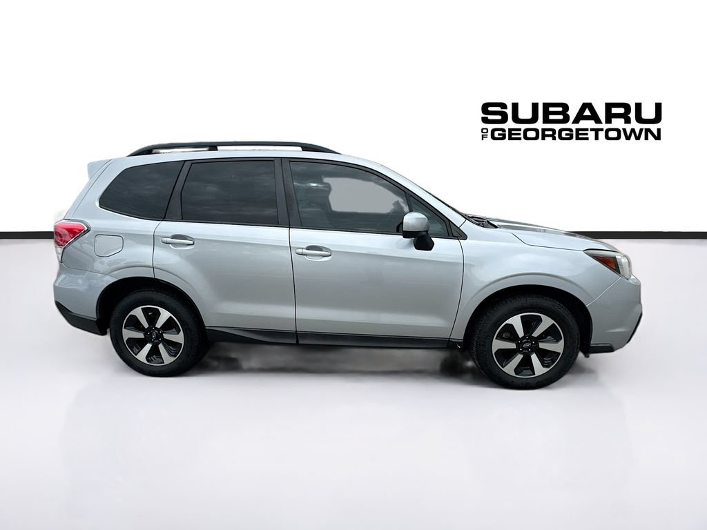 Used 2018 Subaru Forester 2.5i Premium AWD/4WD image 8