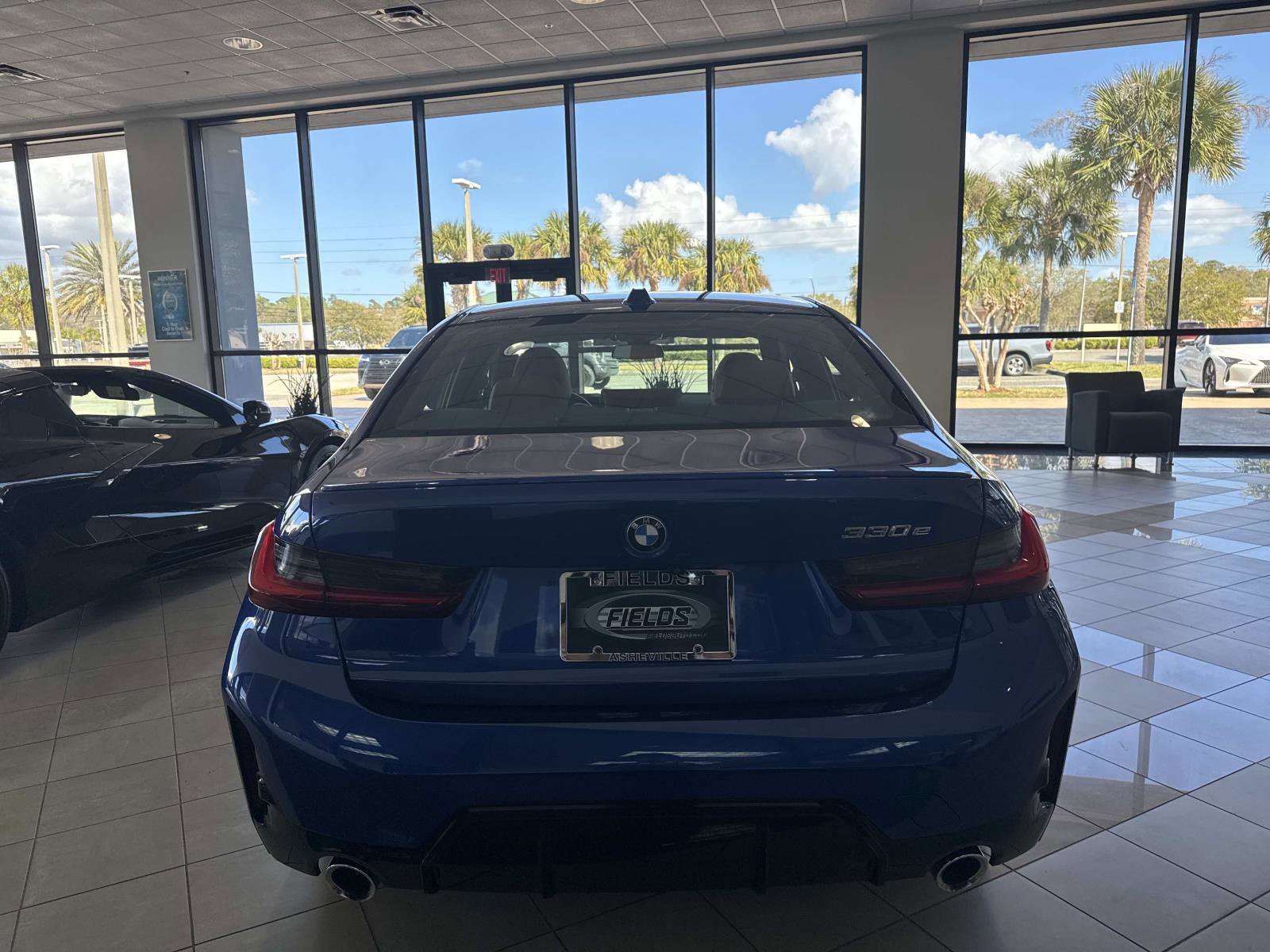 Used 2024 BMW 330e RWD image 6