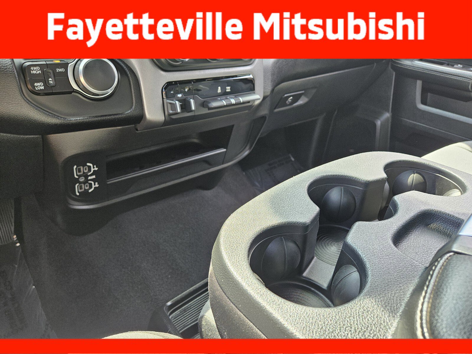 Used 2024 RAM 2500 Big Horn AWD/4WD image 24