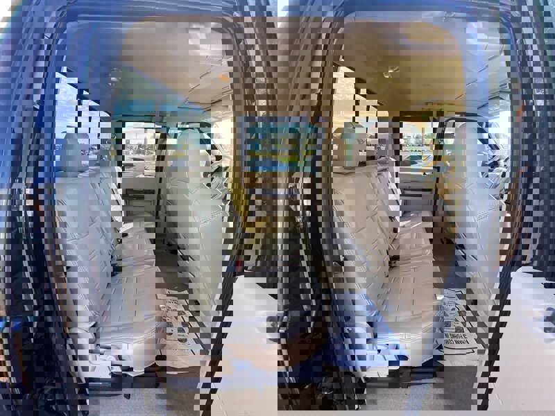 Used 2010 Ford F250 Lariat image 16