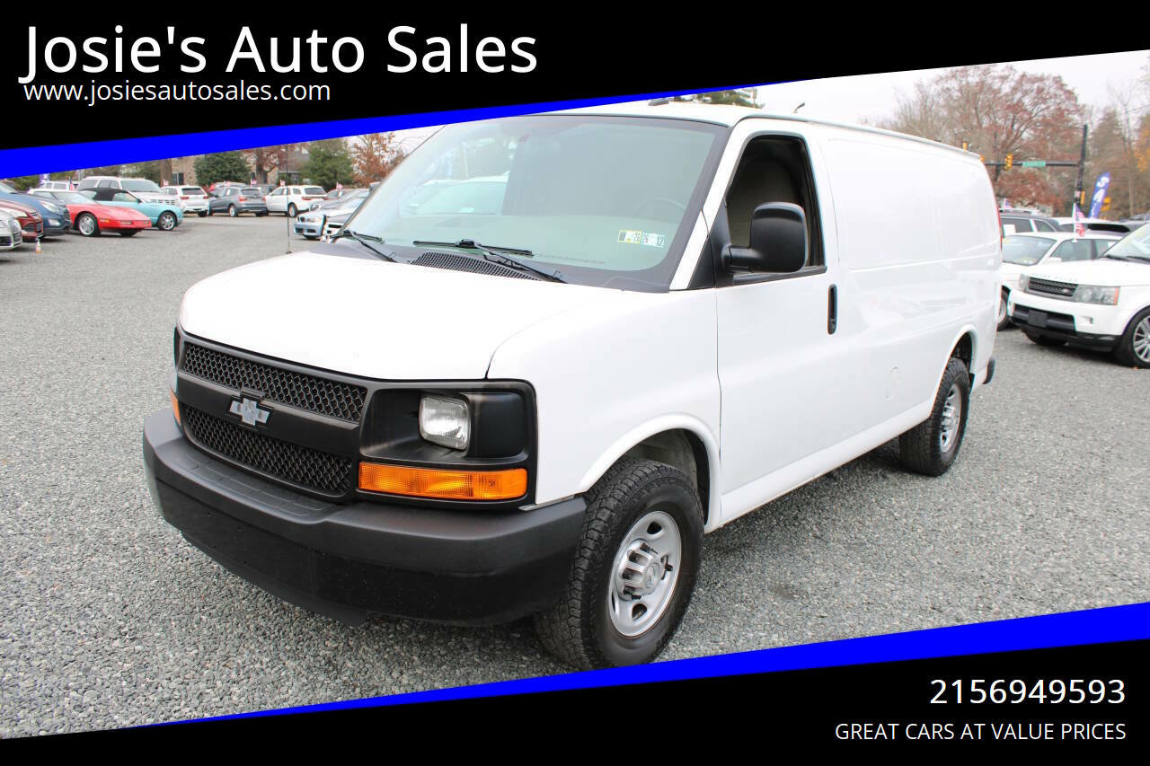 Used 2015 Chevrolet Express 2500 image 1