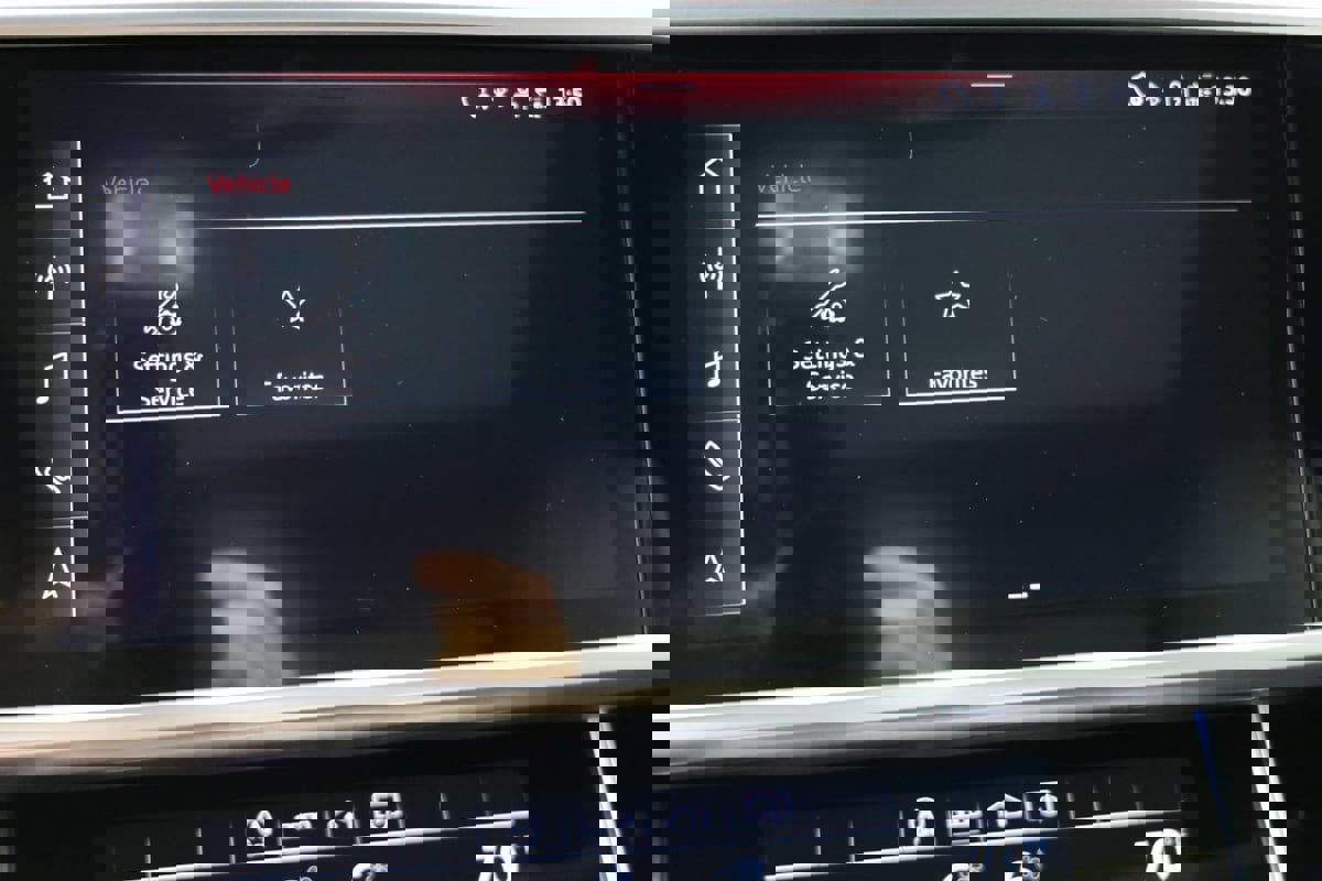 Used 2023 Audi RS 6 w/ Driver Assistance Package image 47