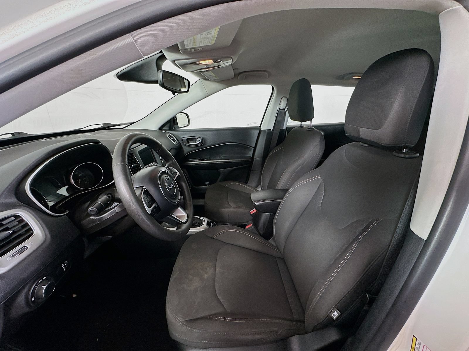 Used 2020 Jeep Compass Sport w/ Safety & Security Group AWD/4WD image 19
