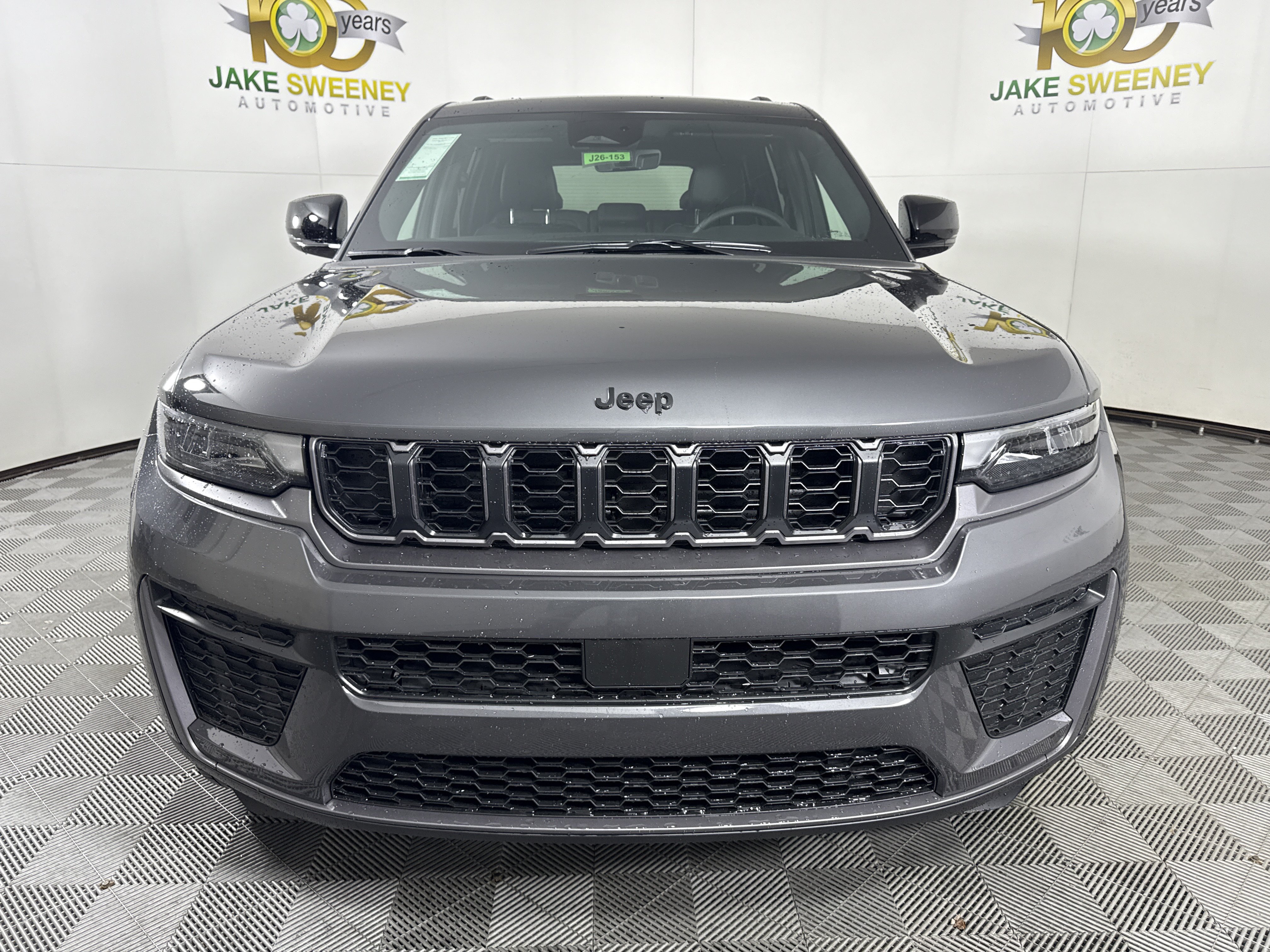 New 2026 Jeep Grand Cherokee Altitude AWD/4WD image 3