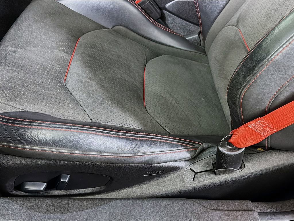 Used 2018 Chevrolet Camaro ZL1 image 24