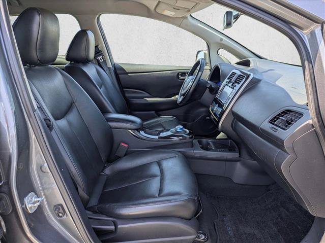 Used 2014 Nissan Leaf SL w/ Premium Package FWD image 20