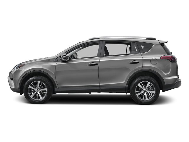 Used 2016 Toyota RAV4 XLE w/ Convenience Package FWD image 3