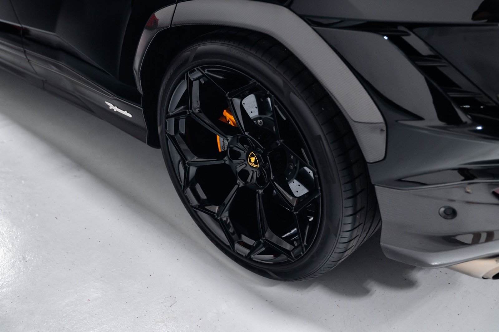 Used 2024 Lamborghini Urus Performante AWD/4WD image 48