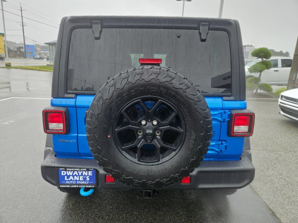 Used 2024 Jeep Wrangler Unlimited AWD/4WD image 4