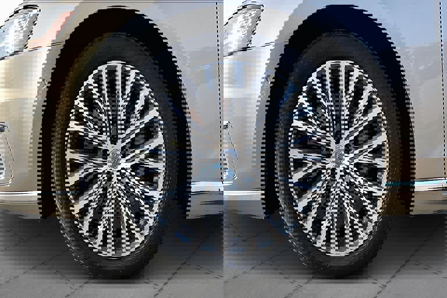 Used 2019 Audi A8 L 3.0T w/ Executive Package image 9