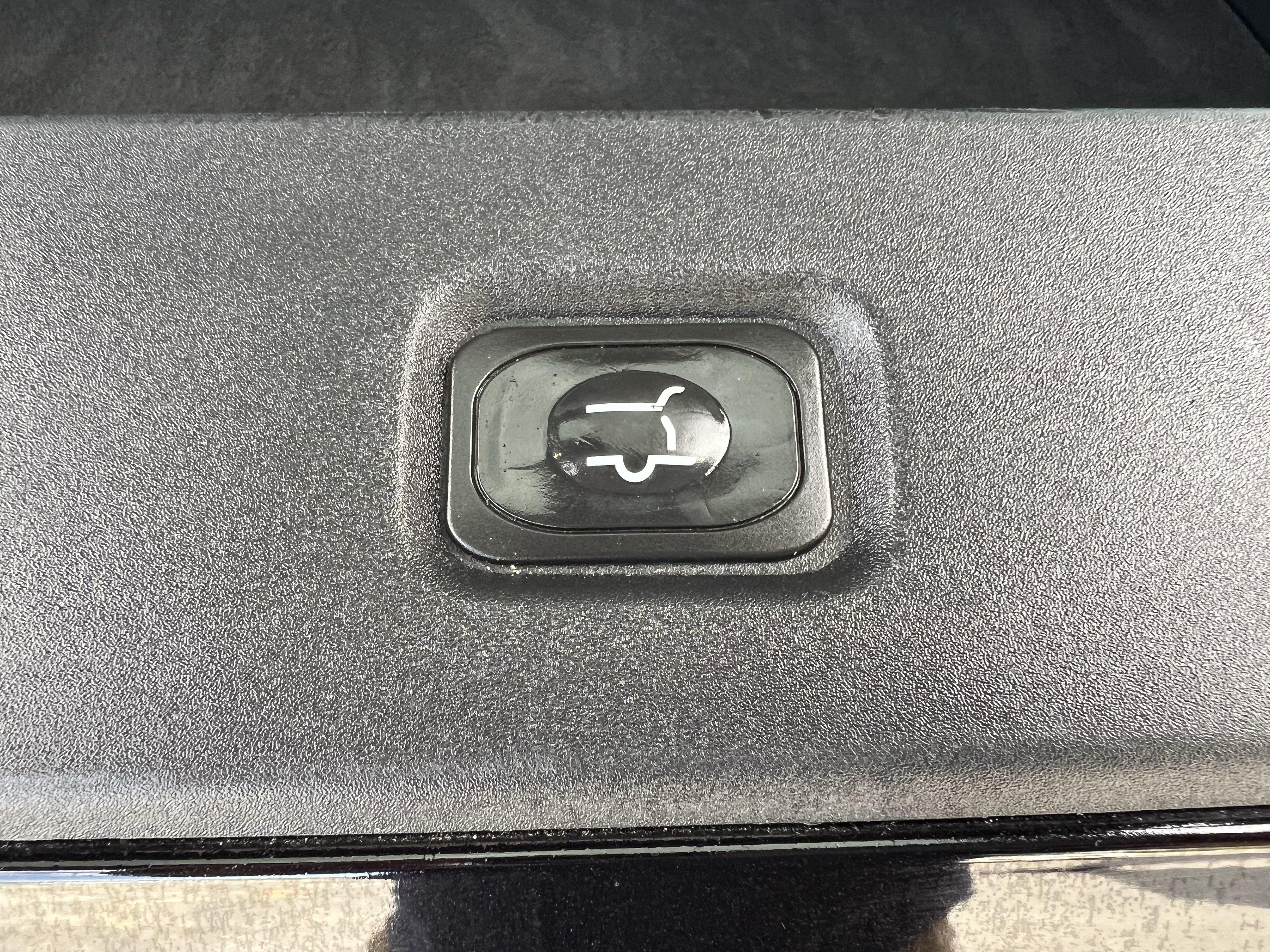 Used 2025 Ford Expedition Max Active AWD/4WD image 36