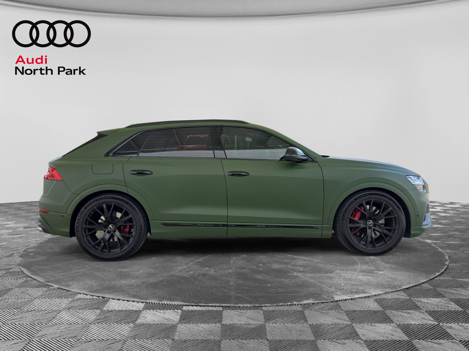 Used 2023 Audi SQ8 Prestige w/ Prestige Package AWD/4WD image 6