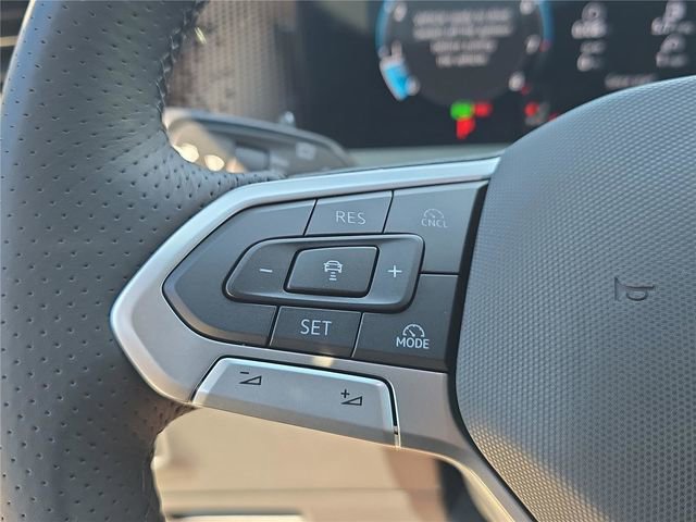 New 2026 Volkswagen Tiguan SE R-Line image 20