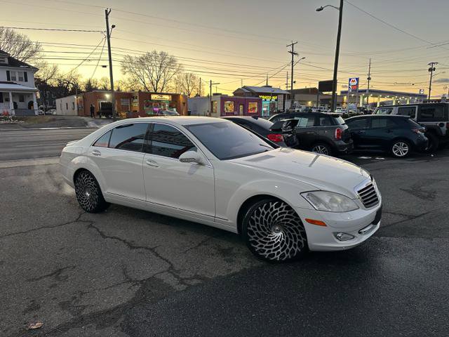 Used 2009 Mercedes-Benz S 550 4MATIC image 2