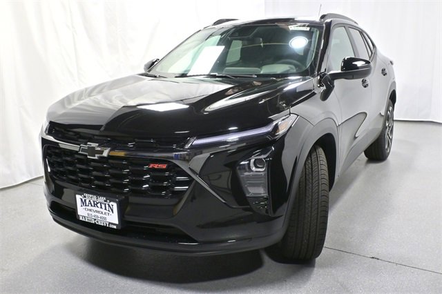 New 2025 Chevrolet Trax RS w/ Sunroof Package image 7