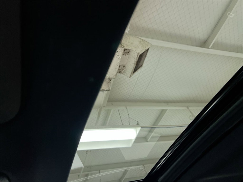 Used 2025 Chevrolet Colorado ZR2 w/ Technology Package image 19