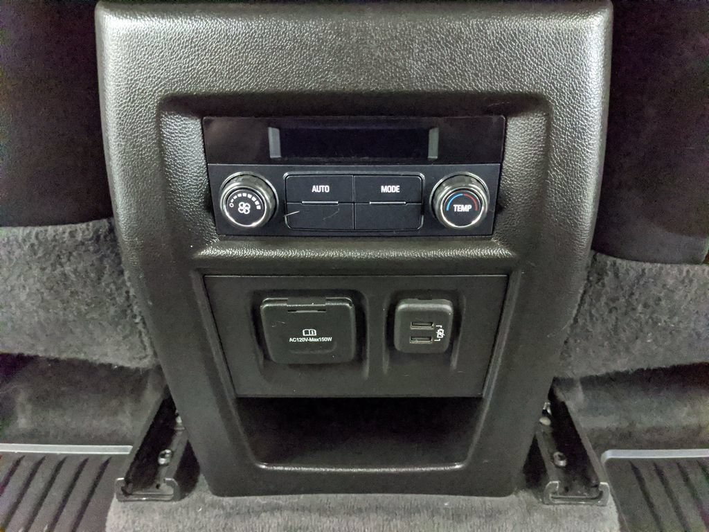 Used 2020 Chevrolet Traverse RS w/ LPO, Floor Liner Package FWD image 18