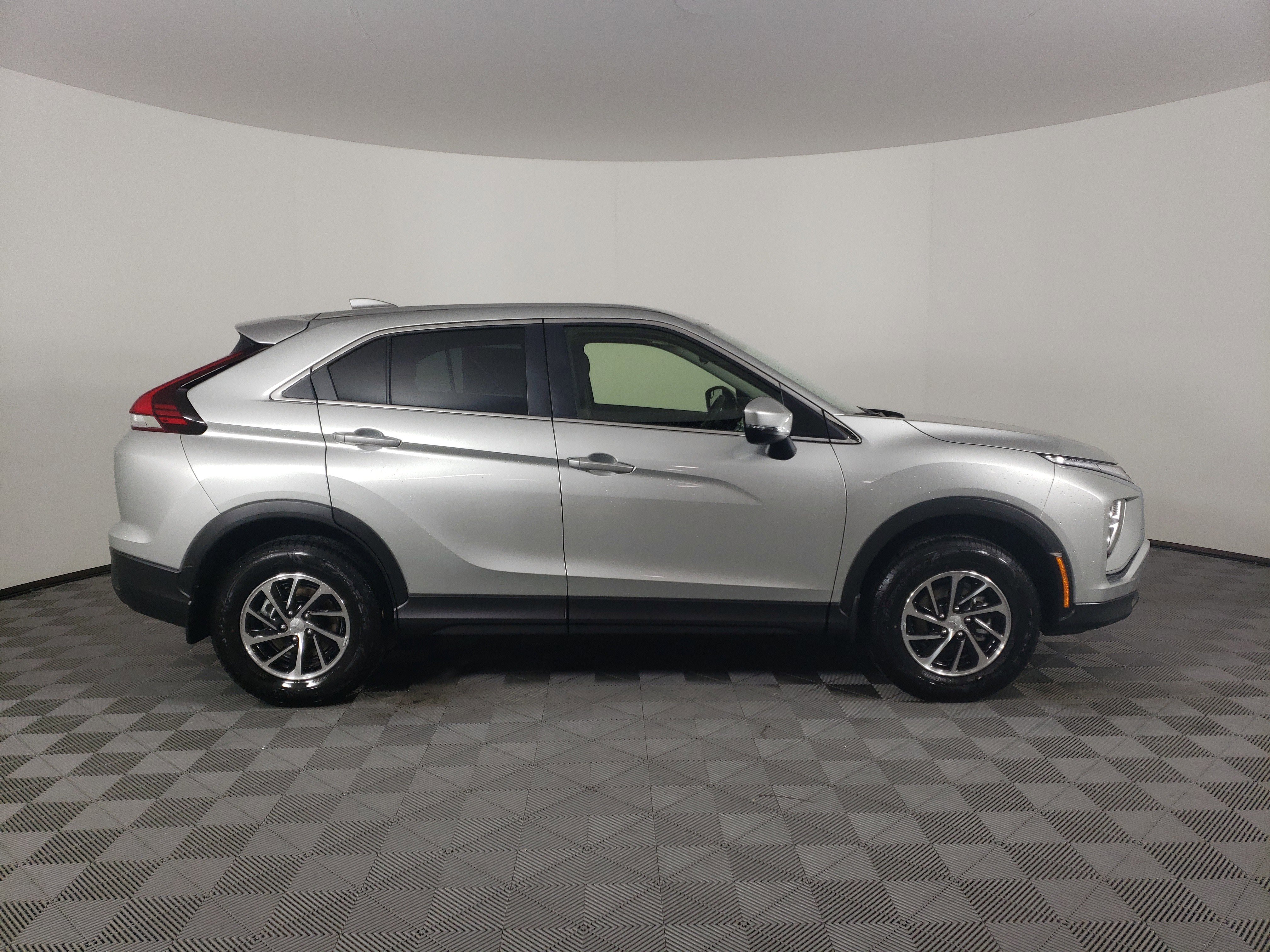 New 2026 Mitsubishi Eclipse Cross ES image 5