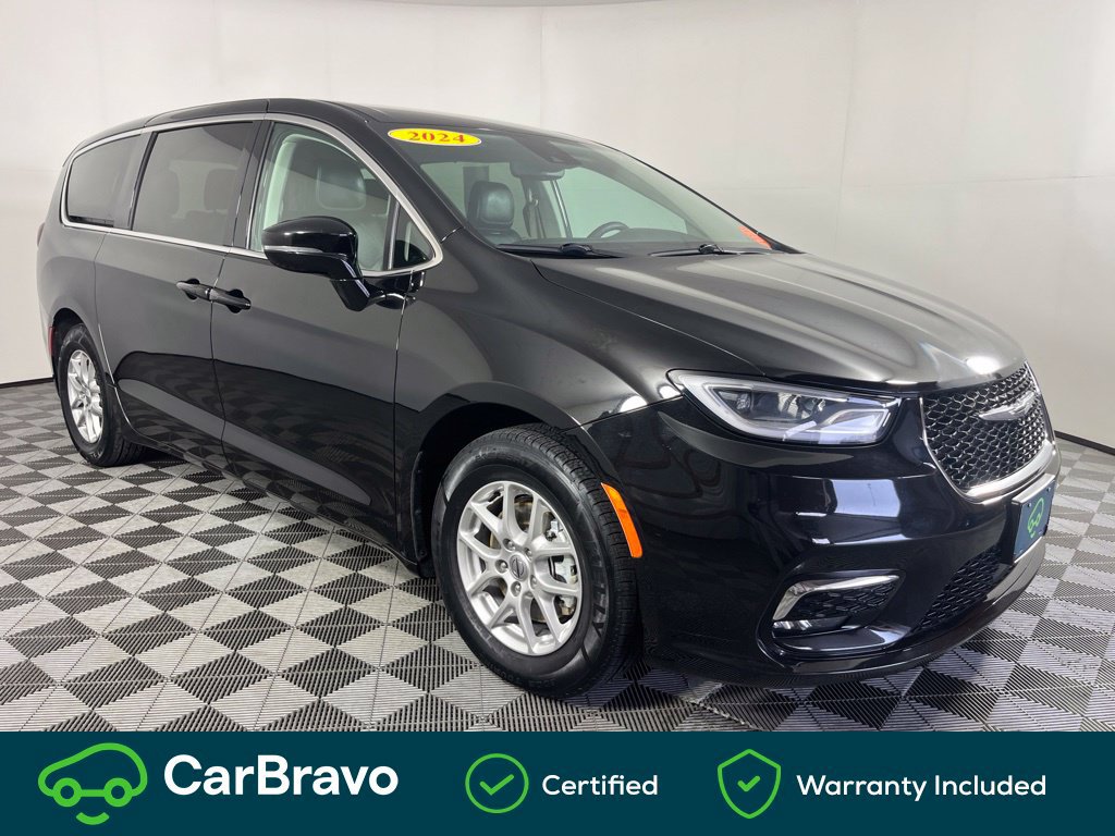 Used 2024 Chrysler Pacifica Touring-L