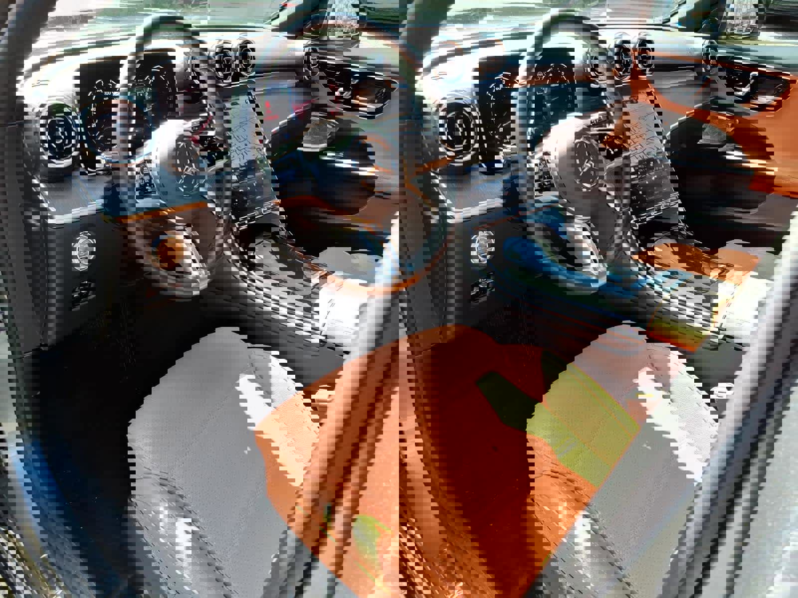 Used 2024 Mercedes-Benz C 300 4MATIC Sedan image 12