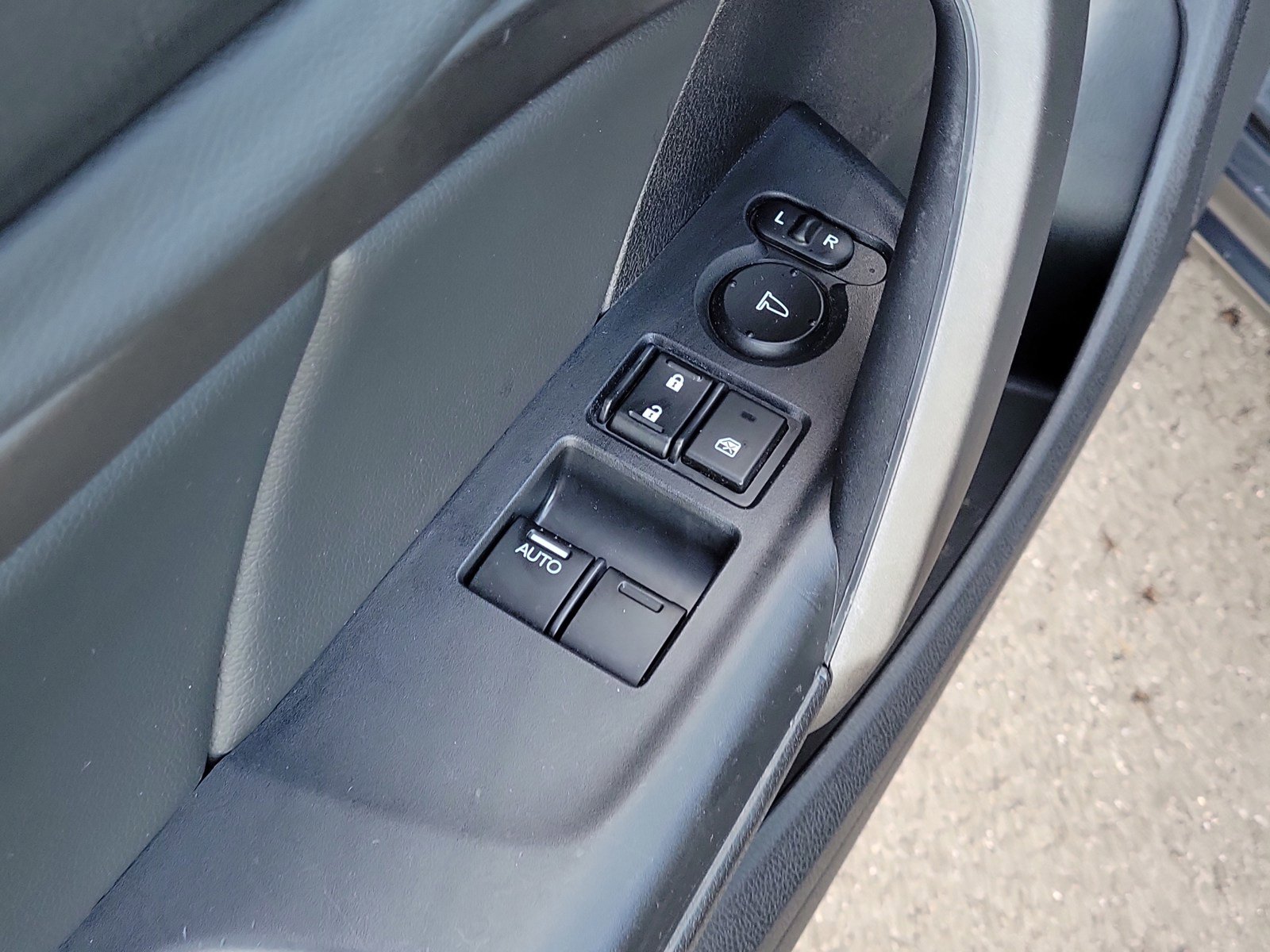 Used 2012 Honda Accord LX-S image 14