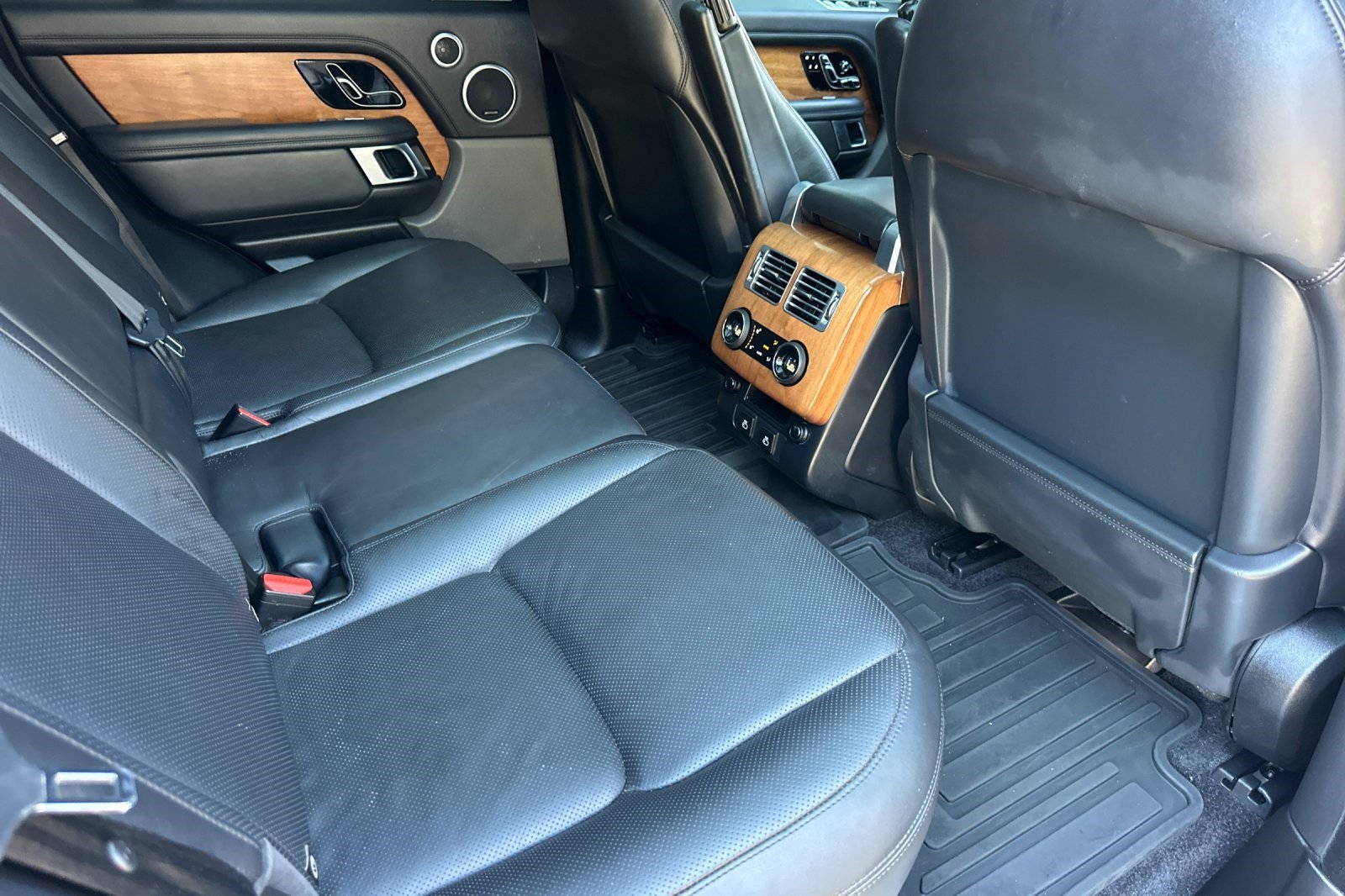 Used 2022 Land Rover Range Rover Westminster Edition AWD/4WD image 34