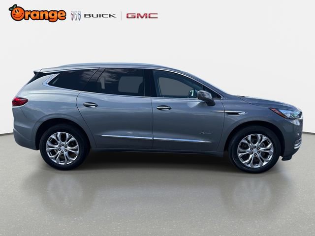 Used 2020 Buick Enclave Avenir w/ Avenir Technology Package FWD image 2