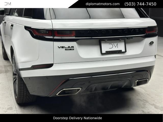 Used 2018 Land Rover Range Rover Velar R-Dynamic SE AWD/4WD image 16