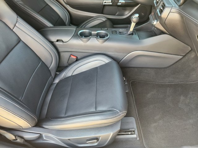 Used 2025 Ford Mustang GT Premium RWD image 13