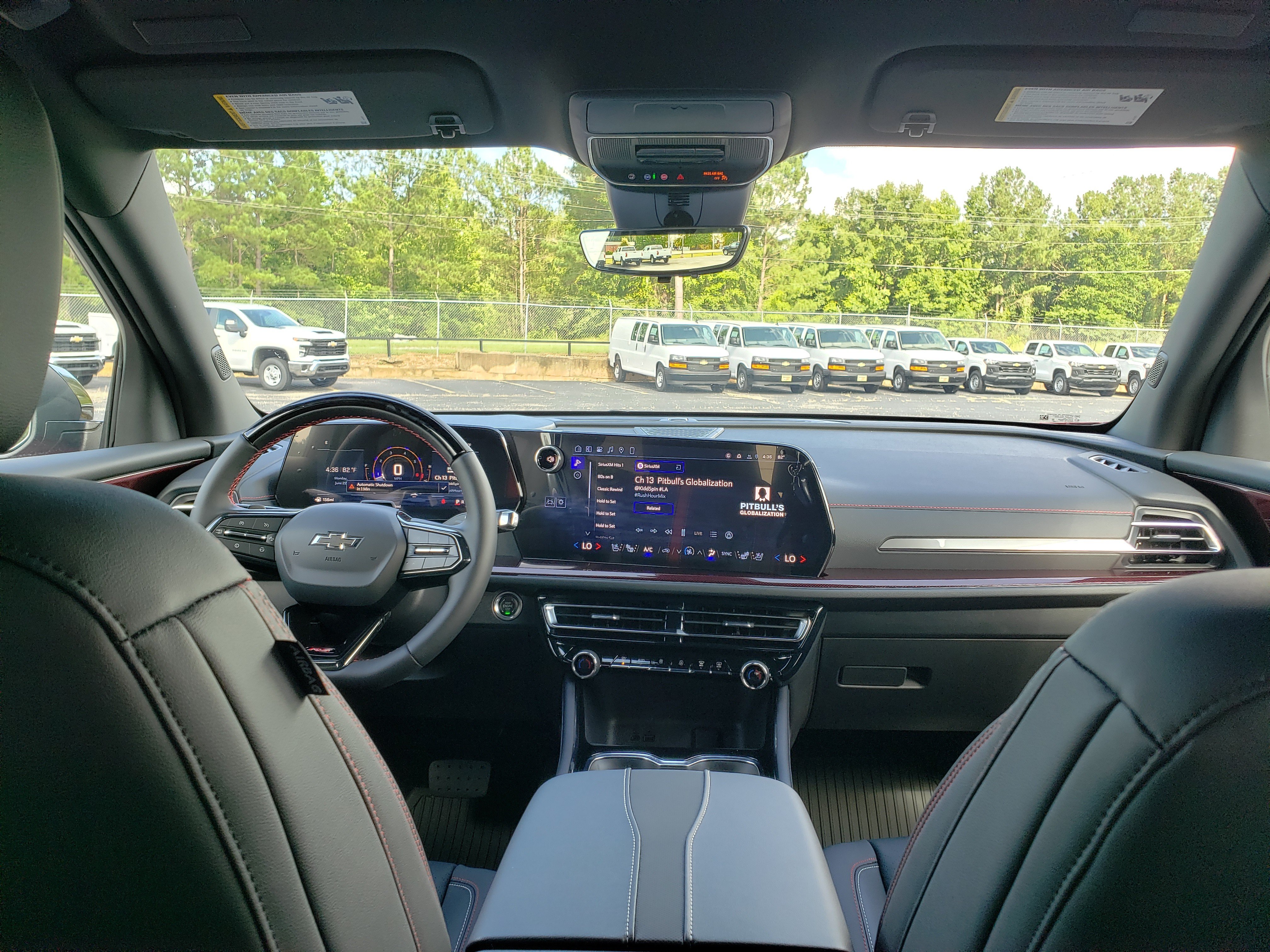 New 2026 Chevrolet Traverse RS w/ LPO, Floor Liner Package FWD image 38